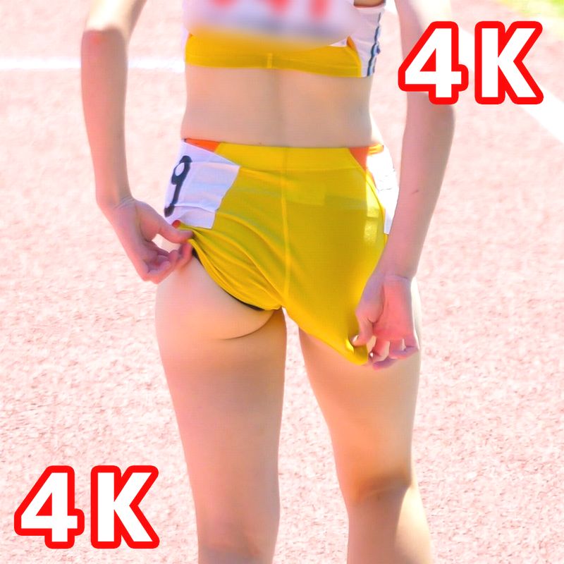 食い込みが気になるＫちゃん(4K)