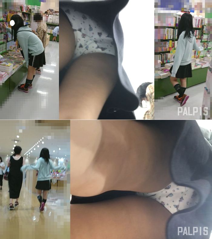 同年代の女の子の周りでもパシャリ